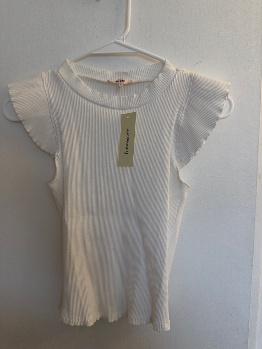 Francesca's Collections Cream Ribbed Flutter Sleeve Tank